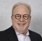 Simplifying Class V Restorations with Flowable Composite Webinar Thumbnail