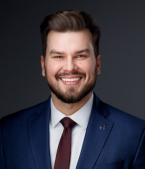 Advancing Periodontal and Implant Treatment: The Clinical Power of Laser Technology Webinar Thumbnail