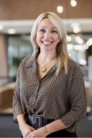 One-on-One with Dr. DiTolla: Tami Wanless, RDH, on How Modern Air Polishing Is Transforming Care Webinar Thumbnail